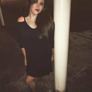 Meet your Posher, Katelyn